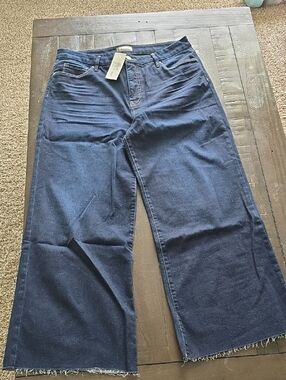 Kut from the Kloth Dark Blue Wide-Leg Frayed Hem Jeans